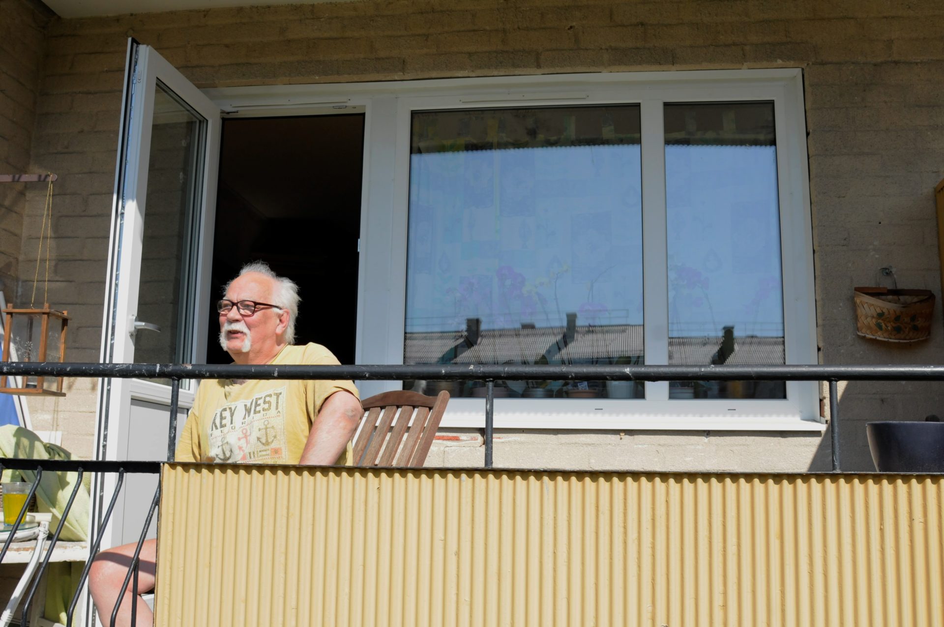 Stor förändring av Krylbohus. Lazze på balkongen.