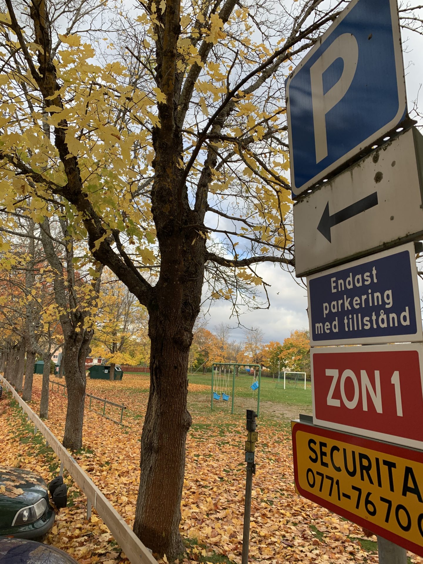 Bra boende i Krylbo Karlbo. P-skylt Zon 1.