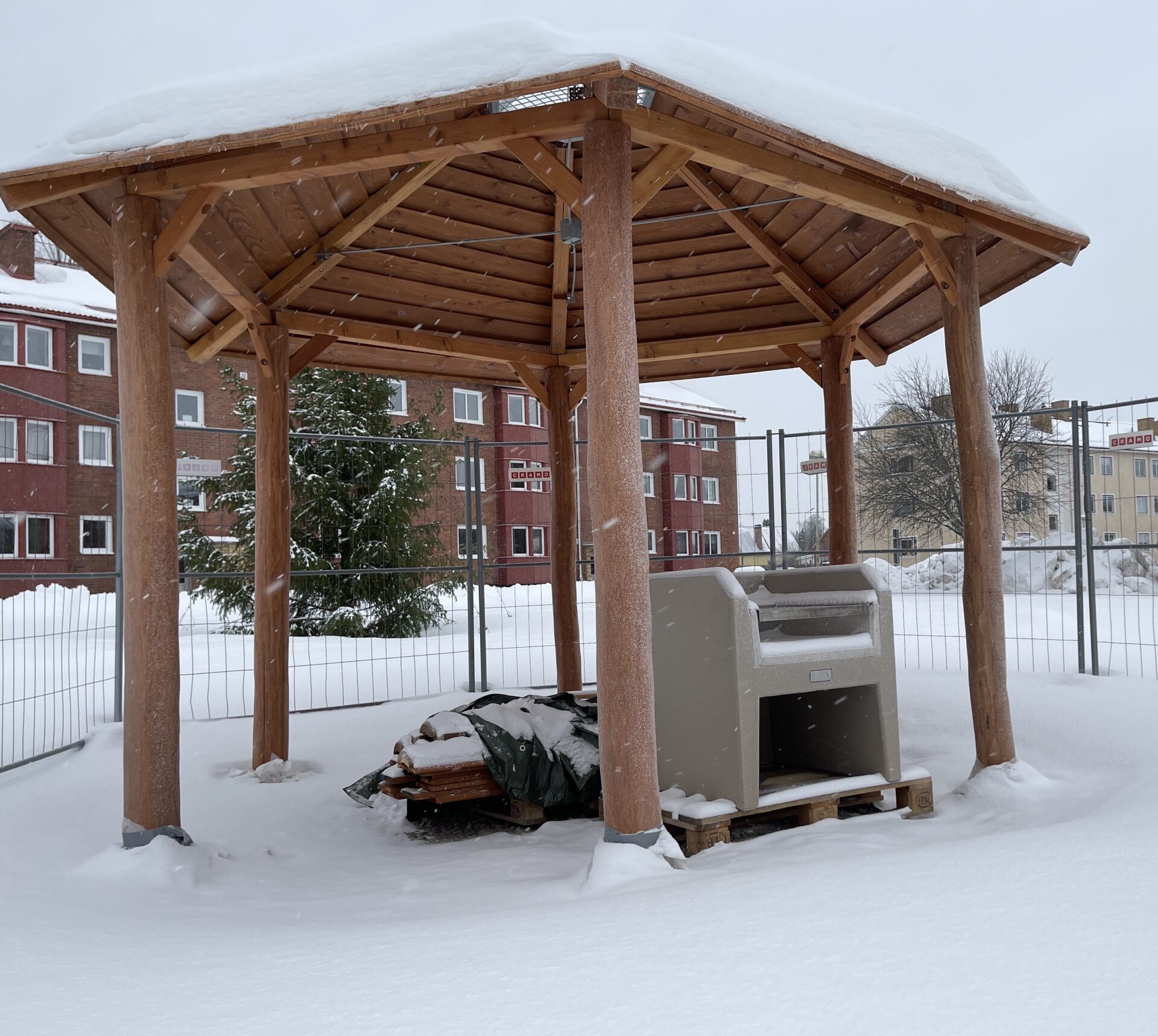 Grillplats. Bo bra i Krylbohus.