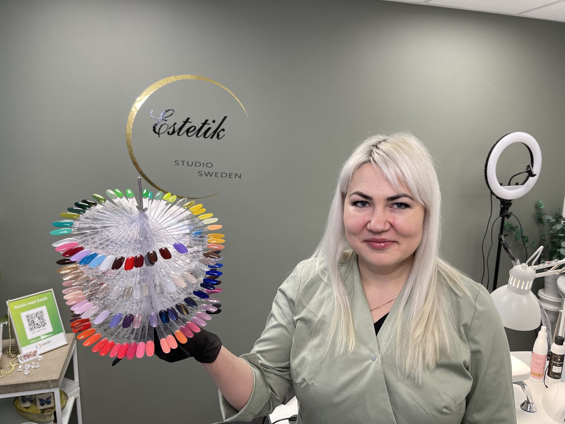 Anna Alsuliman är diplomerad nagelterapeut. Krylbohus.